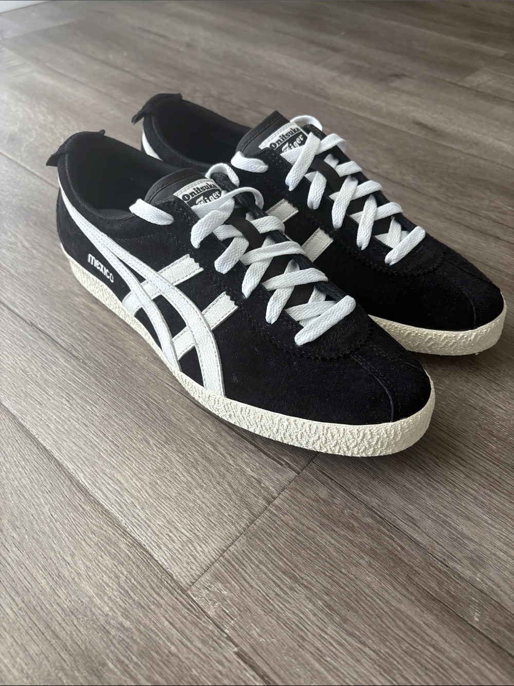 Onitsuka Tiger Mexico Delegation